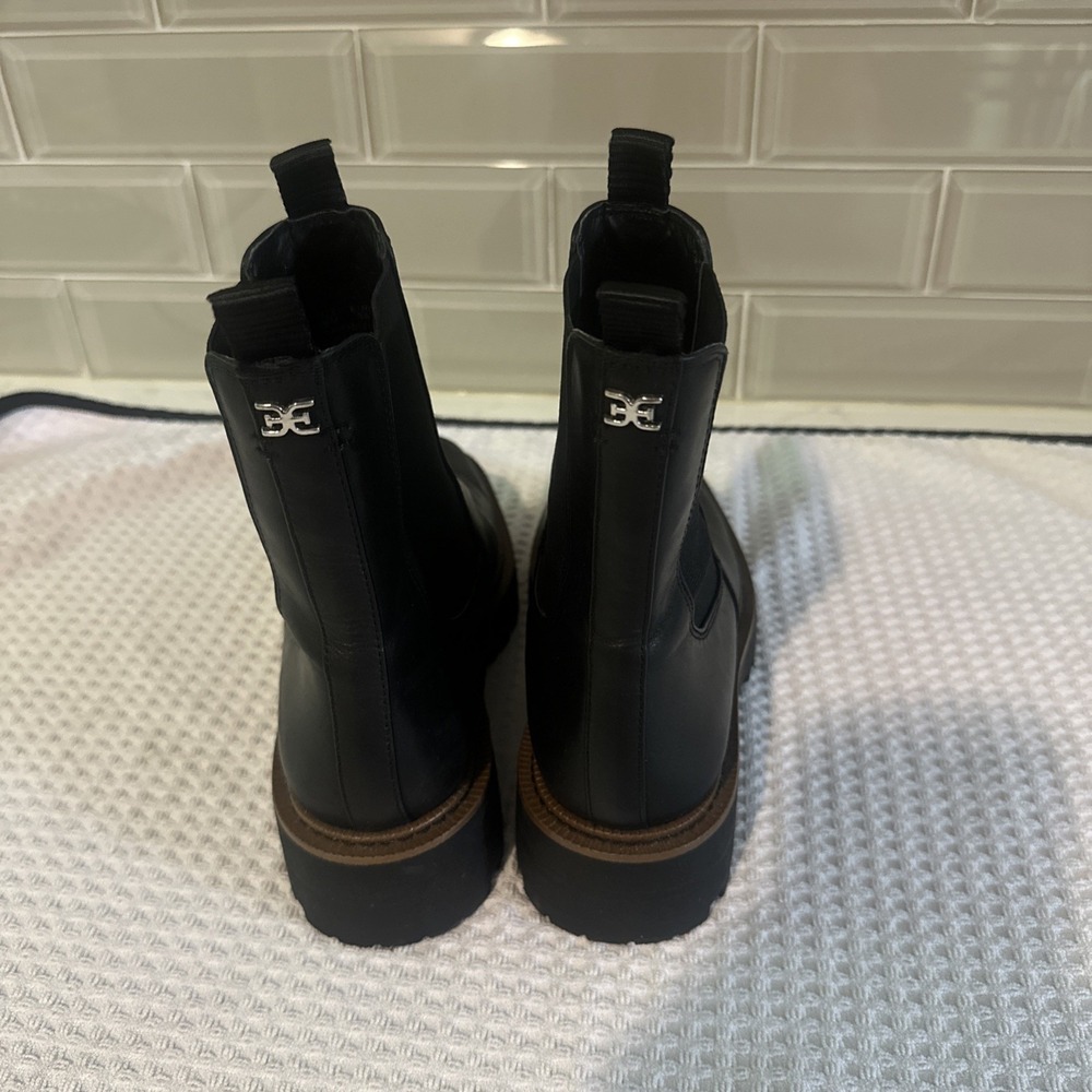 Sam Edelman Women's Laguna Lug-Sole Leather Chelsea Weatherproof Black Boot Sz 8 - Picture 5 of 13